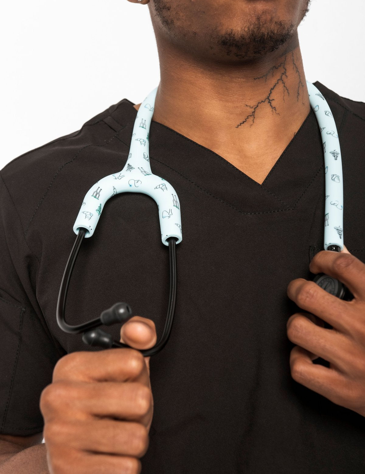Étui à stéthoscope Blue Nursing porté